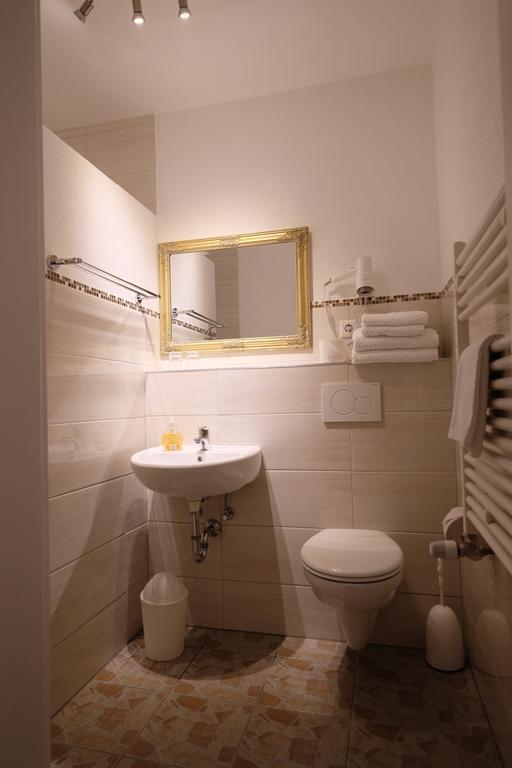 Hotel Gruener Kranz Rendsburg Quarto foto